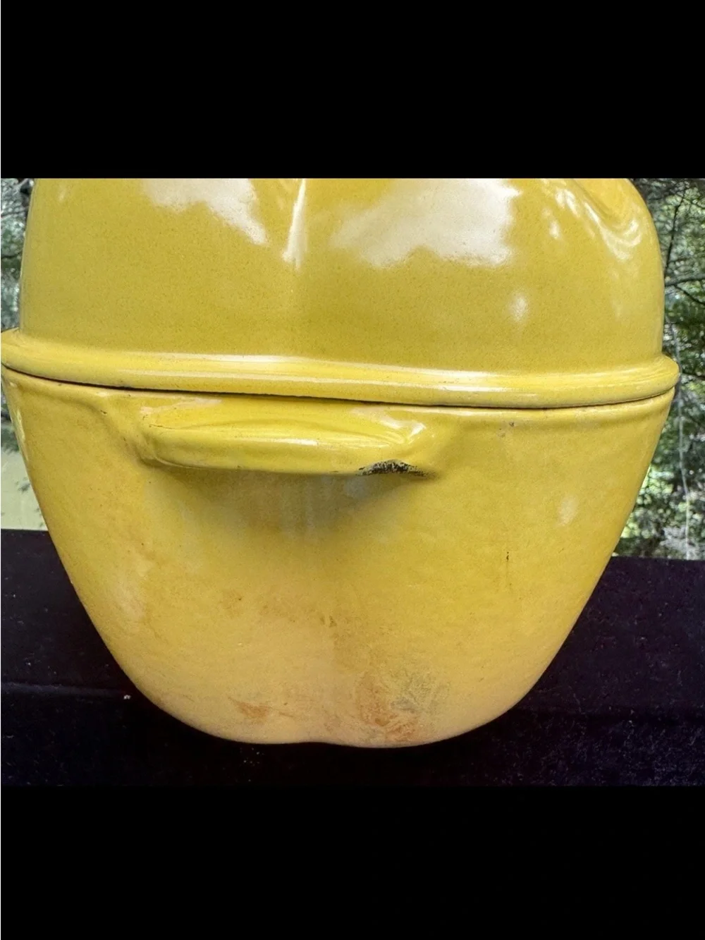 Le Creuset Yellow Bell Pepper Stoneware Cocotte 2.25 Qt cast iron